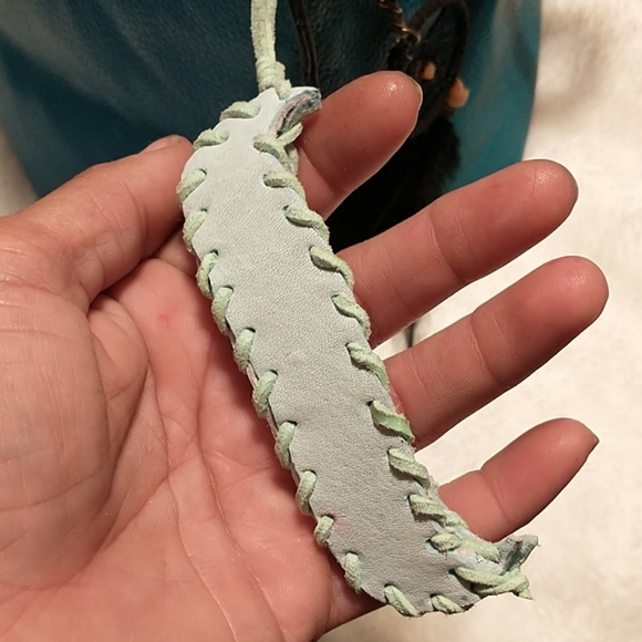 Leather Canoe Bag Charm/ Key Chain - Picture 3 of 4